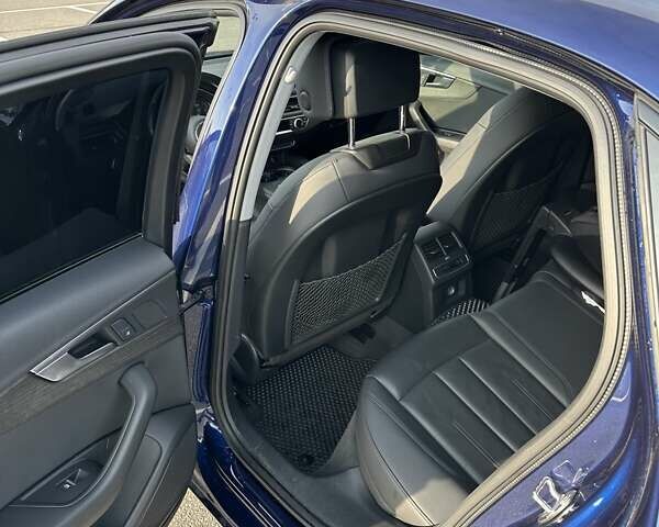 Синий Ауди А4, объемом двигателя 1.98 л и пробегом 140 тыс. км за 19900 $, фото 12 на Automoto.ua