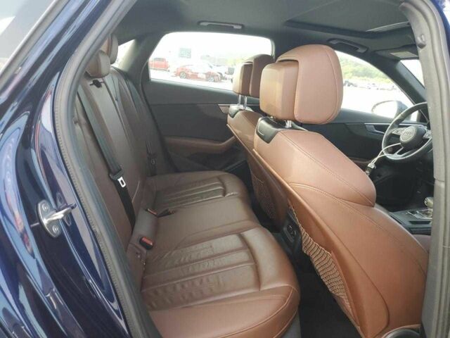 Синий Ауди А4, объемом двигателя 2 л и пробегом 61 тыс. км за 5000 $, фото 9 на Automoto.ua