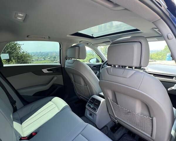 Синій Ауді А4, об'ємом двигуна 1.98 л та пробігом 95 тис. км за 25000 $, фото 10 на Automoto.ua