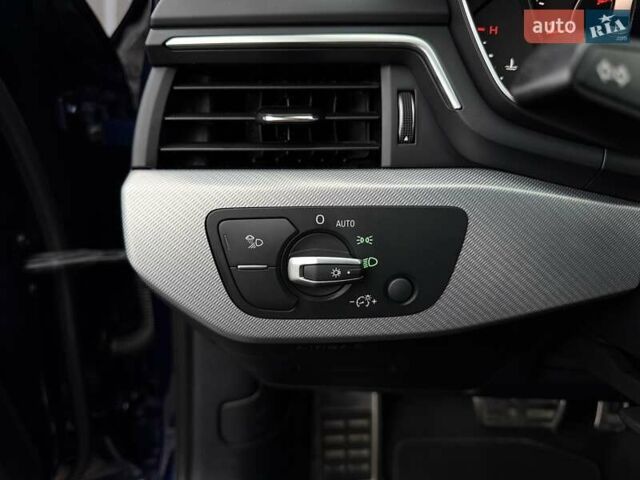 Синий Ауди А4, объемом двигателя 1.98 л и пробегом 193 тыс. км за 16700 $, фото 38 на Automoto.ua