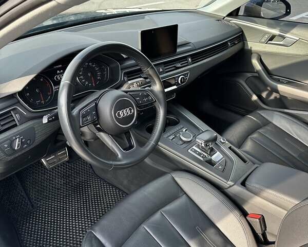 Синий Ауди А4, объемом двигателя 1.98 л и пробегом 140 тыс. км за 19900 $, фото 9 на Automoto.ua