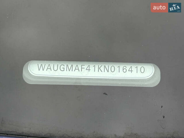 Синій Ауді А4, об'ємом двигуна 2 л та пробігом 142 тис. км за 18999 $, фото 3 на Automoto.ua