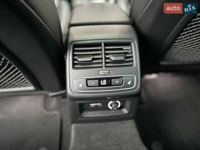 Ауді А4 2019 у Львові на Automoto.ua Синій Ауді А4, об'ємом двигуна 1.98 л та пробігом 193 тис. км за 16800 $, фото 66 на Automoto.ua