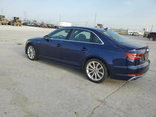 Синий Ауди А4, объемом двигателя 2 л и пробегом 61 тыс. км за 5000 $, фото 5 на Automoto.ua