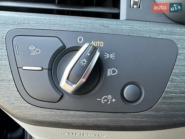 Синій Ауді А4, об'ємом двигуна 2 л та пробігом 50 тис. км за 27000 $, фото 35 на Automoto.ua