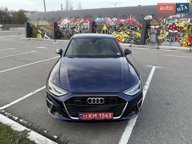 Синій Ауді А4, об'ємом двигуна 2 л та пробігом 82 тис. км за 25000 $, фото 3 на Automoto.ua