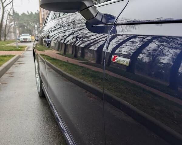 Синий Ауди А4, объемом двигателя 1.98 л и пробегом 83 тыс. км за 30000 $, фото 13 на Automoto.ua