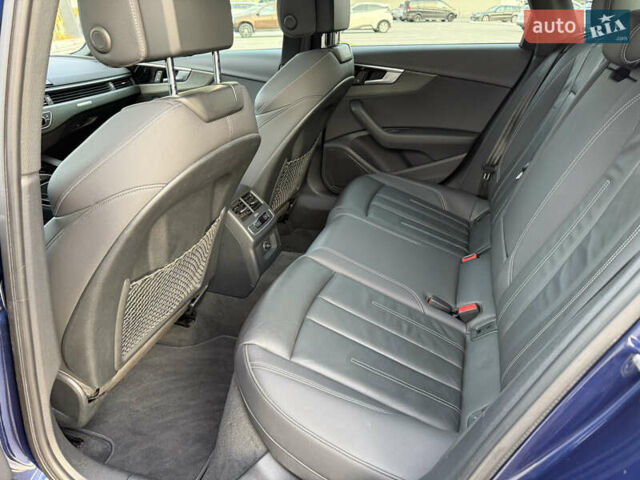 Синій Ауді А4, об'ємом двигуна 2 л та пробігом 82 тис. км за 25000 $, фото 19 на Automoto.ua