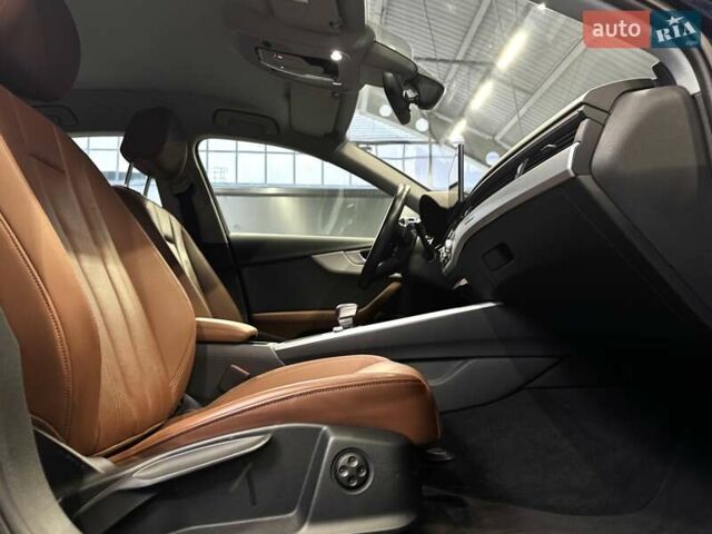 Синий Ауди А4, объемом двигателя 2 л и пробегом 54 тыс. км за 28000 $, фото 32 на Automoto.ua