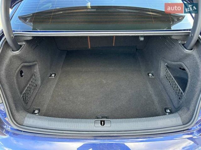 Синий Ауди А4, объемом двигателя 1.98 л и пробегом 106 тыс. км за 26999 $, фото 10 на Automoto.ua