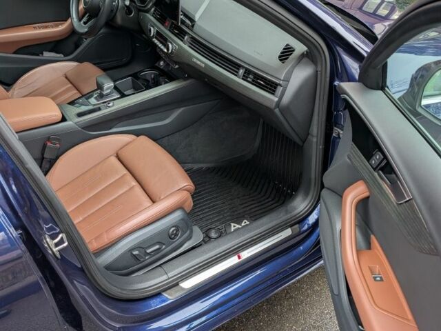 Синий Ауди А4, объемом двигателя 2 л и пробегом 83 тыс. км за 30000 $, фото 7 на Automoto.ua