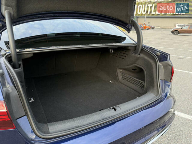 Синій Ауді А4, об'ємом двигуна 2 л та пробігом 82 тис. км за 25000 $, фото 29 на Automoto.ua