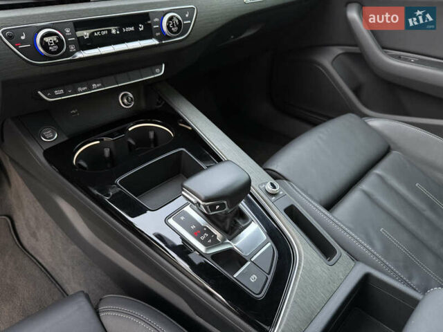 Синій Ауді А4, об'ємом двигуна 2 л та пробігом 82 тис. км за 25000 $, фото 24 на Automoto.ua