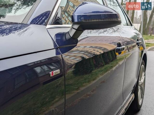 Синий Ауди А4, объемом двигателя 1.98 л и пробегом 83 тыс. км за 30000 $, фото 9 на Automoto.ua