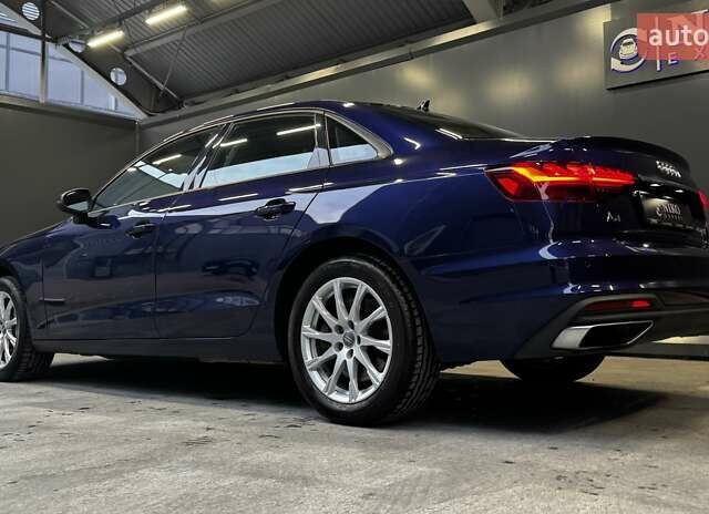 Синий Ауди А4, объемом двигателя 2 л и пробегом 54 тыс. км за 28000 $, фото 10 на Automoto.ua