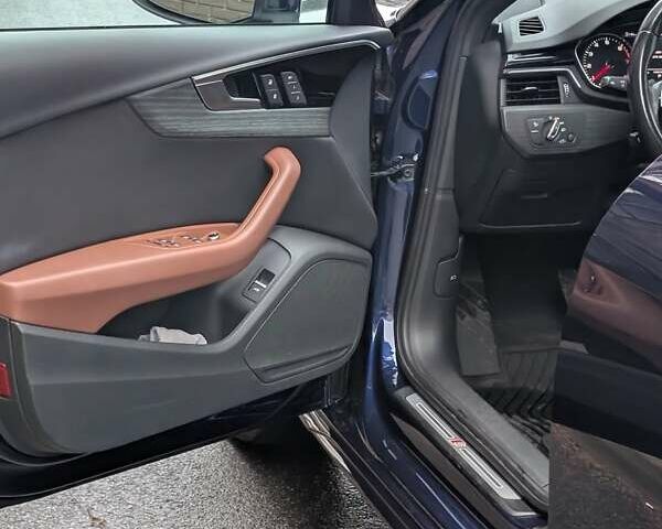 Синий Ауди А4, объемом двигателя 1.98 л и пробегом 83 тыс. км за 30000 $, фото 15 на Automoto.ua