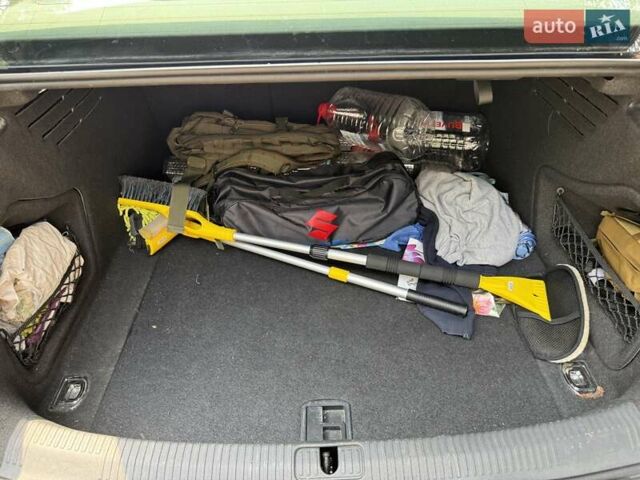 Синий Ауди А4, объемом двигателя 1.98 л и пробегом 5 тыс. км за 26500 $, фото 14 на Automoto.ua