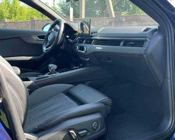 Синій Ауді А4, об'ємом двигуна 1.98 л та пробігом 34 тис. км за 34900 $, фото 11 на Automoto.ua