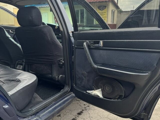 Синий Ауди А4, объемом двигателя 0 л и пробегом 400 тыс. км за 2200 $, фото 3 на Automoto.ua