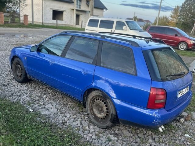 Синий Ауди А4, объемом двигателя 1.9 л и пробегом 3 тыс. км за 850 $, фото 3 на Automoto.ua