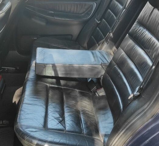 Синий Ауди А4, объемом двигателя 1.9 л и пробегом 445 тыс. км за 1100 $, фото 2 на Automoto.ua