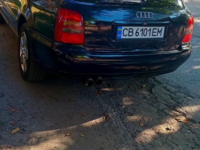 Синий Ауди А4, объемом двигателя 1.8 л и пробегом 0 тыс. км за 3450 $, фото 1 на Automoto.ua