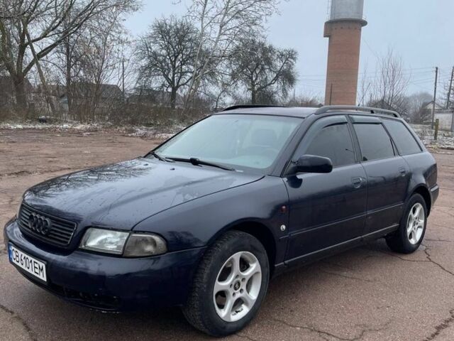 Синий Ауди А4, объемом двигателя 1.8 л и пробегом 445 тыс. км за 3000 $, фото 5 на Automoto.ua