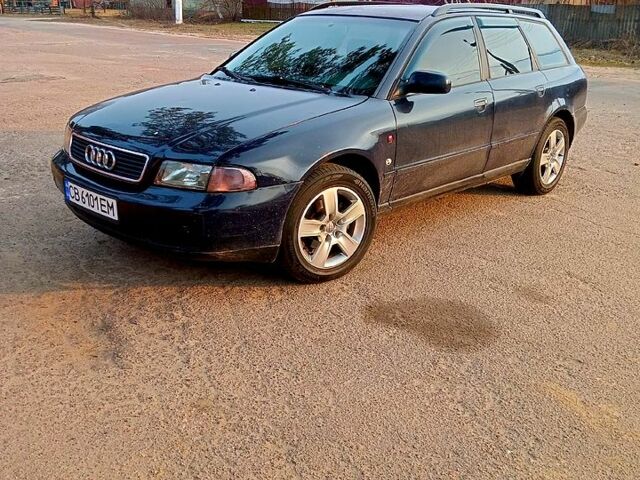 Синий Ауди А4, объемом двигателя 1.8 л и пробегом 370 тыс. км за 3700 $, фото 3 на Automoto.ua