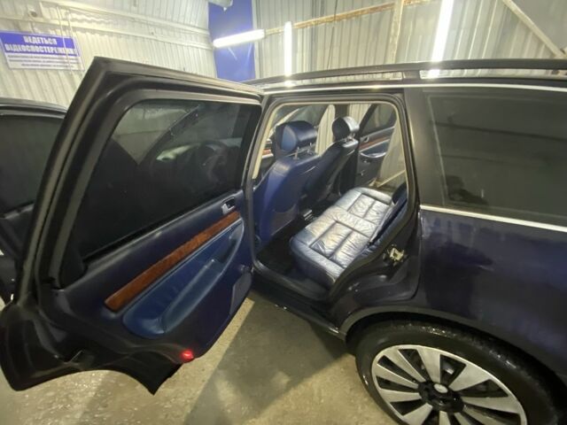 Синій Ауді А4, об'ємом двигуна 2.4 л та пробігом 260 тис. км за 4000 $, фото 17 на Automoto.ua