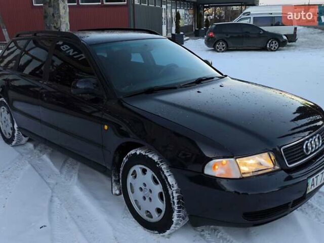 Синій Ауді А4, об'ємом двигуна 1.8 л та пробігом 554 тис. км за 2749 $, фото 19 на Automoto.ua