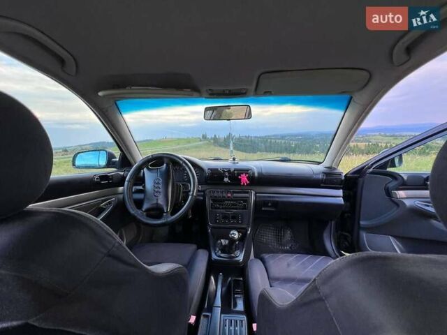 Синий Ауди А4, объемом двигателя 1.9 л и пробегом 425 тыс. км за 2550 $, фото 6 на Automoto.ua