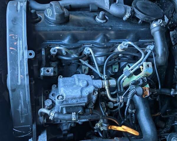 Синий Ауди А4, объемом двигателя 1.9 л и пробегом 425 тыс. км за 2550 $, фото 22 на Automoto.ua