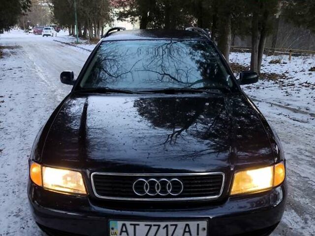 Синій Ауді А4, об'ємом двигуна 1.8 л та пробігом 554 тис. км за 2749 $, фото 8 на Automoto.ua