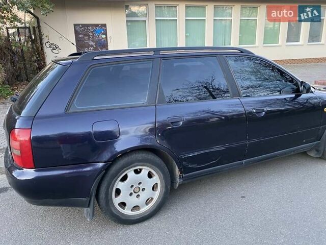 Ауди А4 1997 в Ивано-Франковске на Automoto.ua Синий Ауди А4, объемом двигателя 1.78 л и пробегом 553 тыс. км за 2800 $, фото 5 на Automoto.ua