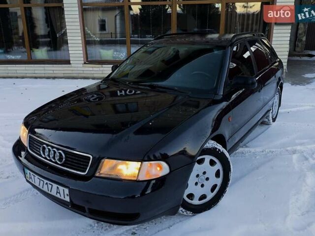 Синій Ауді А4, об'ємом двигуна 1.8 л та пробігом 554 тис. км за 2749 $, фото 23 на Automoto.ua