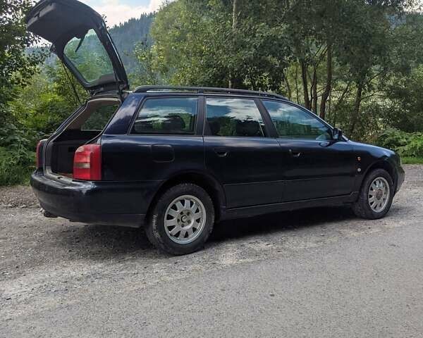 Синий Ауди А4, объемом двигателя 1.9 л и пробегом 425 тыс. км за 2550 $, фото 28 на Automoto.ua