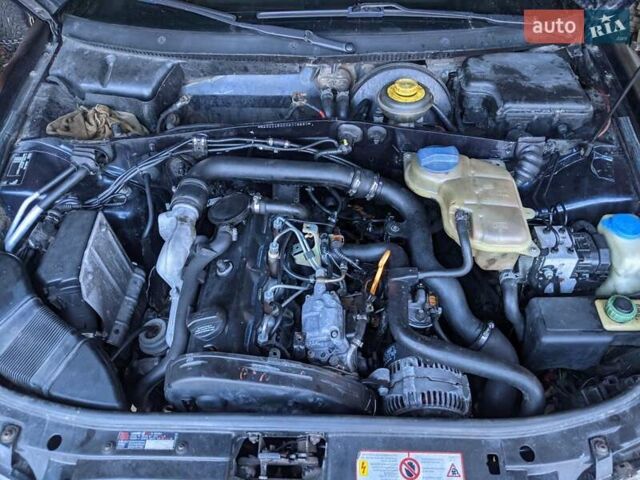 Синий Ауди А4, объемом двигателя 1.9 л и пробегом 425 тыс. км за 2550 $, фото 21 на Automoto.ua