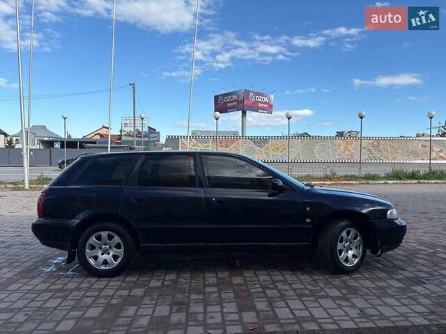 Синий Ауди А4, объемом двигателя 1.9 л и пробегом 350 тыс. км за 3350 $, фото 14 на Automoto.ua