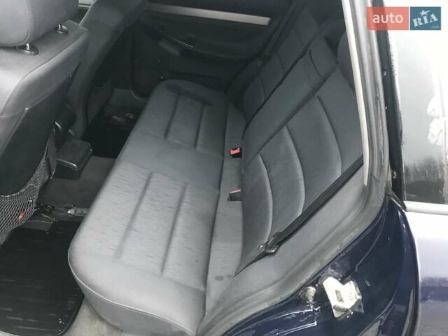 Синій Ауді А4, об'ємом двигуна 1.9 л та пробігом 329 тис. км за 4200 $, фото 15 на Automoto.ua