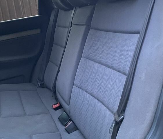 Синий Ауди А4, объемом двигателя 1.9 л и пробегом 447 тыс. км за 3800 $, фото 12 на Automoto.ua