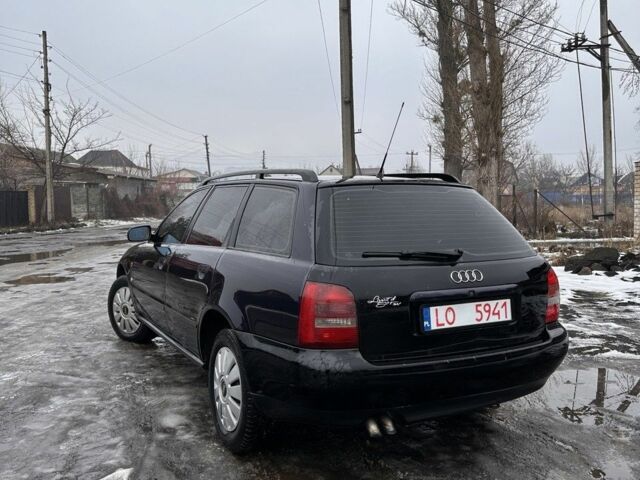 Синій Ауді А4, об'ємом двигуна 1.9 л та пробігом 280 тис. км за 2000 $, фото 4 на Automoto.ua