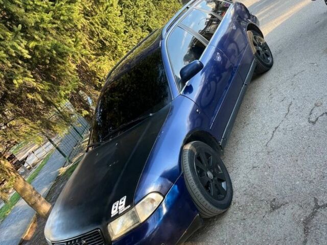 Синий Ауди А4, объемом двигателя 2.5 л и пробегом 3 тыс. км за 2700 $, фото 6 на Automoto.ua