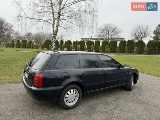 Синий Ауди А4, объемом двигателя 1.8 л и пробегом 360 тыс. км за 3900 $, фото 8 на Automoto.ua