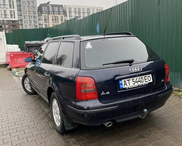Синий Ауди А4, объемом двигателя 1.8 л и пробегом 250 тыс. км за 3700 $, фото 3 на Automoto.ua