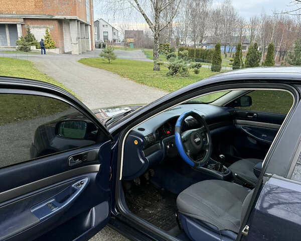 Синий Ауди А4, объемом двигателя 1.8 л и пробегом 360 тыс. км за 3900 $, фото 17 на Automoto.ua