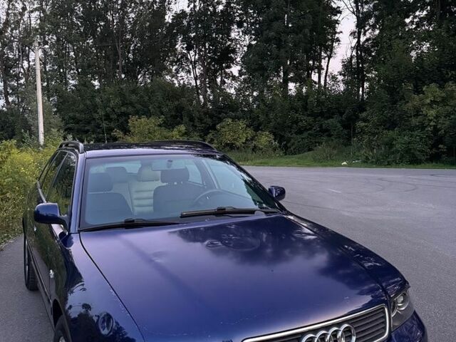 Синій Ауді А4, об'ємом двигуна 1.6 л та пробігом 386 тис. км за 3000 $, фото 8 на Automoto.ua