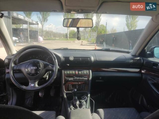 Синий Ауди А4, объемом двигателя 1.9 л и пробегом 370 тыс. км за 2300 $, фото 2 на Automoto.ua