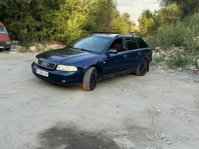 Синий Ауди А4, объемом двигателя 1.9 л и пробегом 260 тыс. км за 4800 $, фото 4 на Automoto.ua