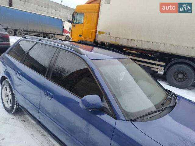 Синий Ауди А4, объемом двигателя 1.8 л и пробегом 280 тыс. км за 2899 $, фото 5 на Automoto.ua