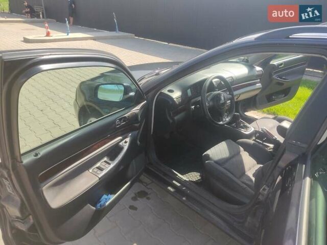 Синий Ауди А4, объемом двигателя 1.9 л и пробегом 370 тыс. км за 2300 $, фото 5 на Automoto.ua